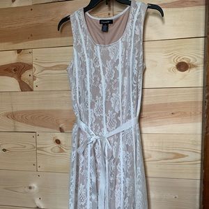 White lace dress